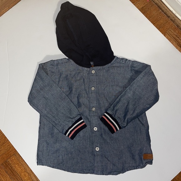 7 for all mankind lightweight denim shirt with hood stripe cuff 24 months - Picture 2 of 6